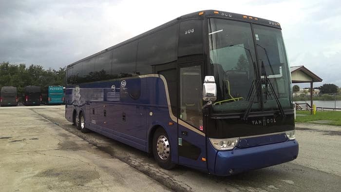 2018 Van hool TX45 Coach - Image 1