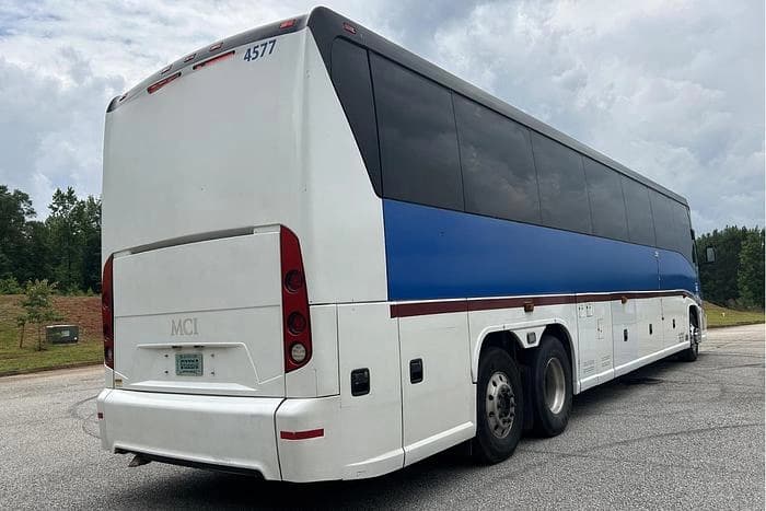 2016 Mci J4500 Coach - Image 14