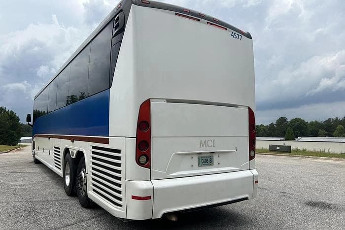 2016 Mci J4500 Coach - Image 9