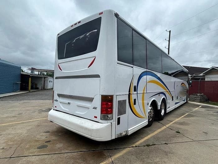 2009 Van hool C2045 Coach - Image 2