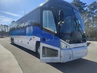 2012 Motor Coach Industries J4500 bus