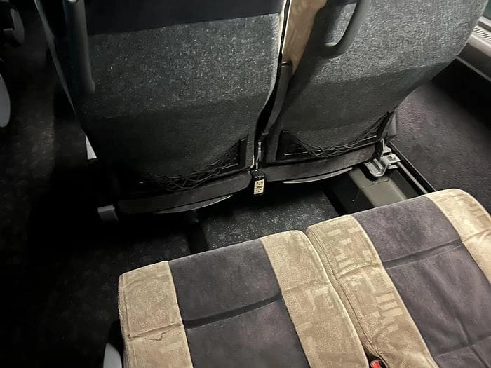 2010 Prevost H3-45 Coach - Image 7