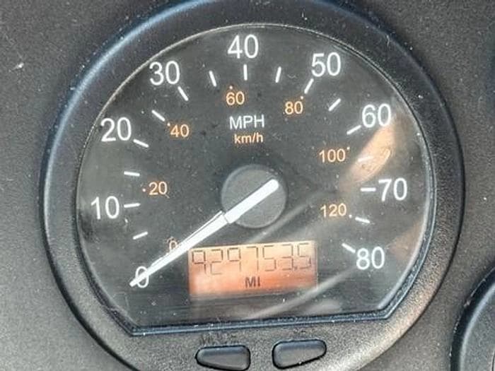 2004 Mci J4500 Coach - Image 4