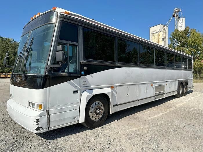 2003 Mci D4500 Coach - Image 7