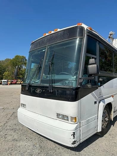 2003 Mci D4500 Coach - Image 2
