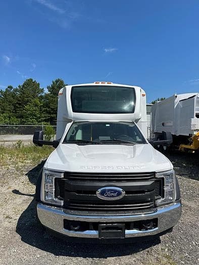 2019 Champion F550 Shuttle Bus - Image 12