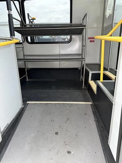 2019 Champion F550 Shuttle Bus - Image 22