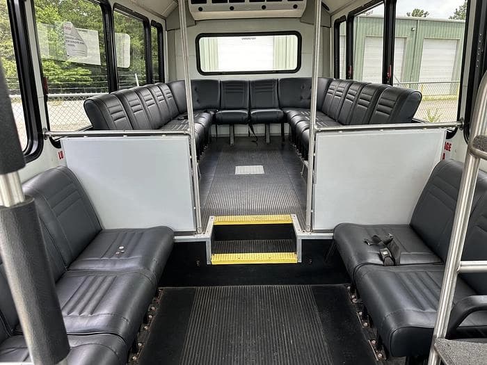 2019 Champion F550 Shuttle Bus - Image 27