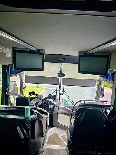 2023 Van hool CX45 Coach - Image 10
