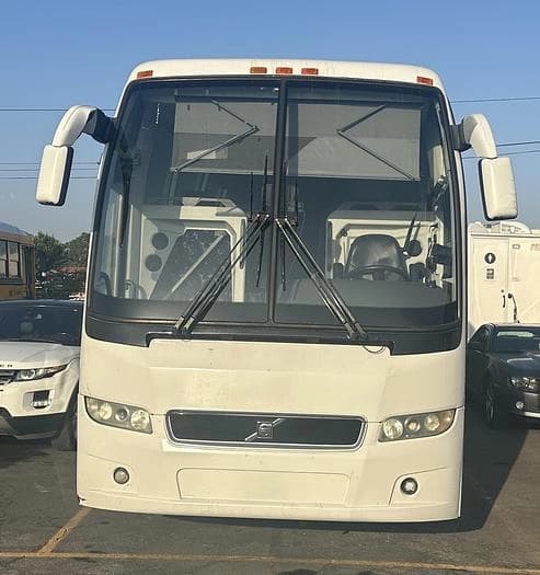 2016 Volvo 9700 Coach - Image 3