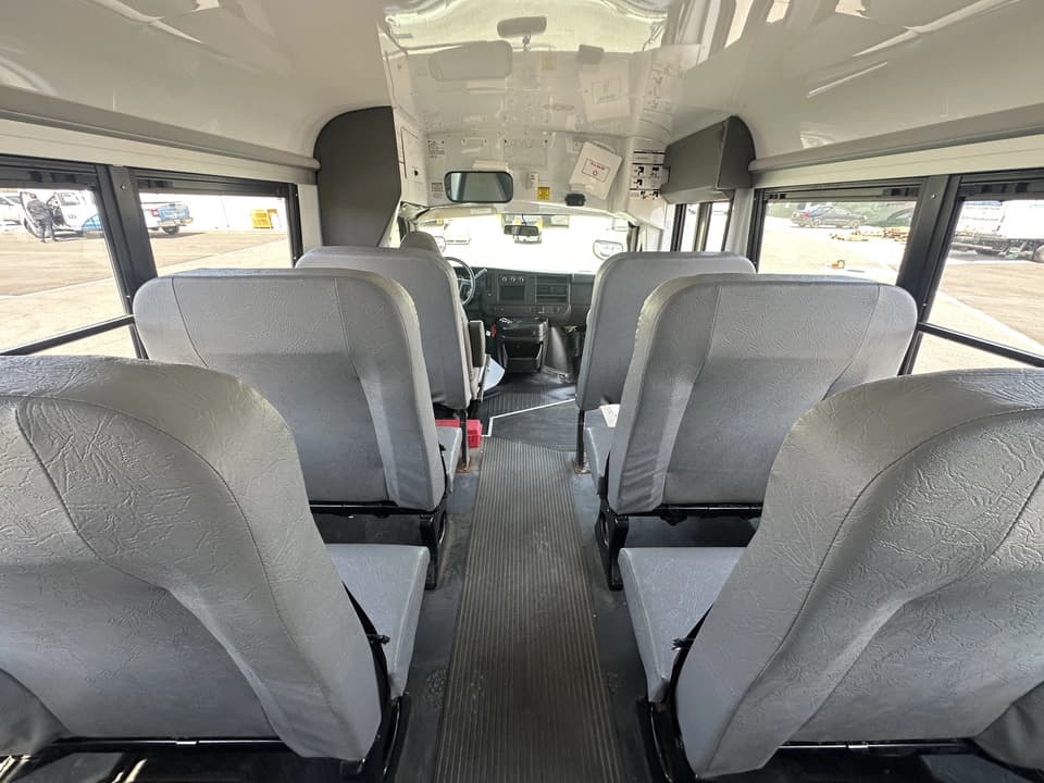 2018 Chevrolet Express 3500 Girardin - Image 12