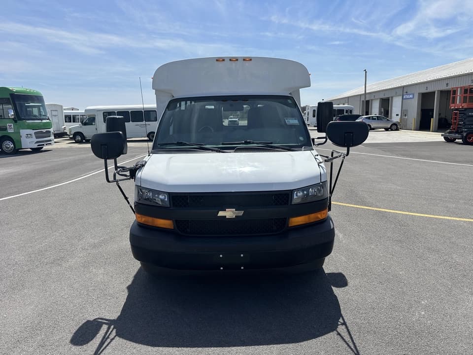 2018 Chevrolet Express 3500 Girardin - Image 8