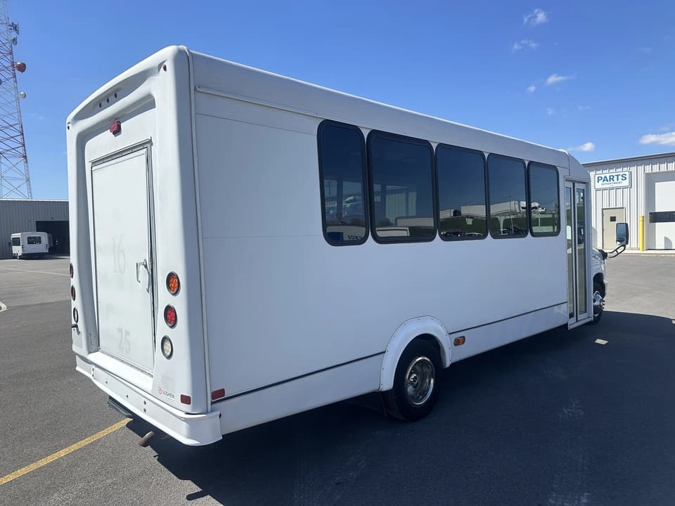 2017 Ford Goshen Shuttle Bus - Image 3