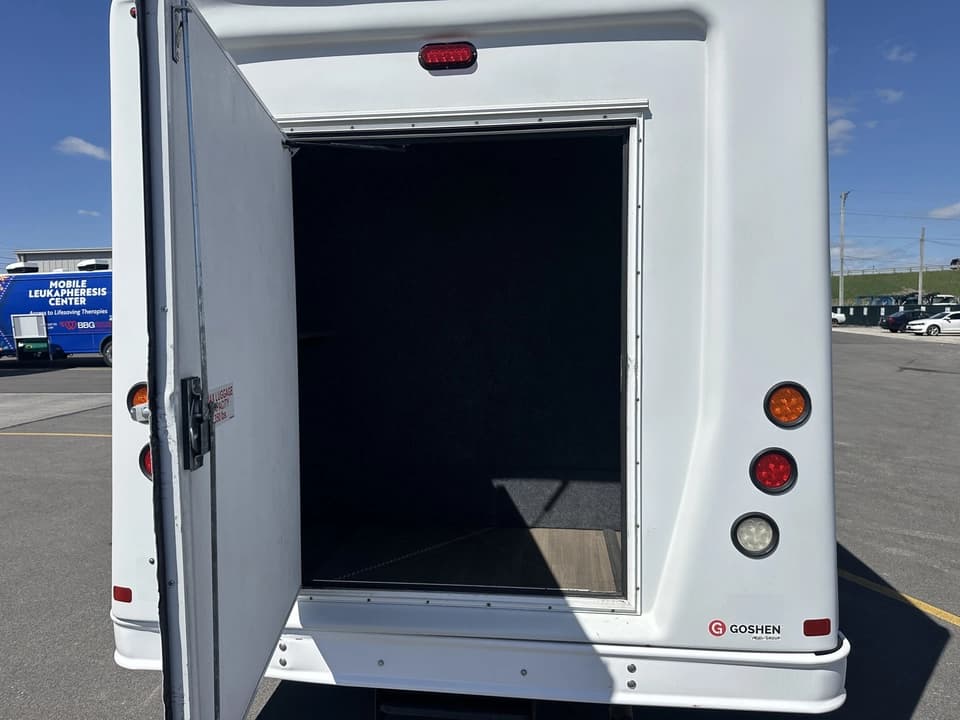 2017 Ford Goshen Shuttle Bus - Image 5