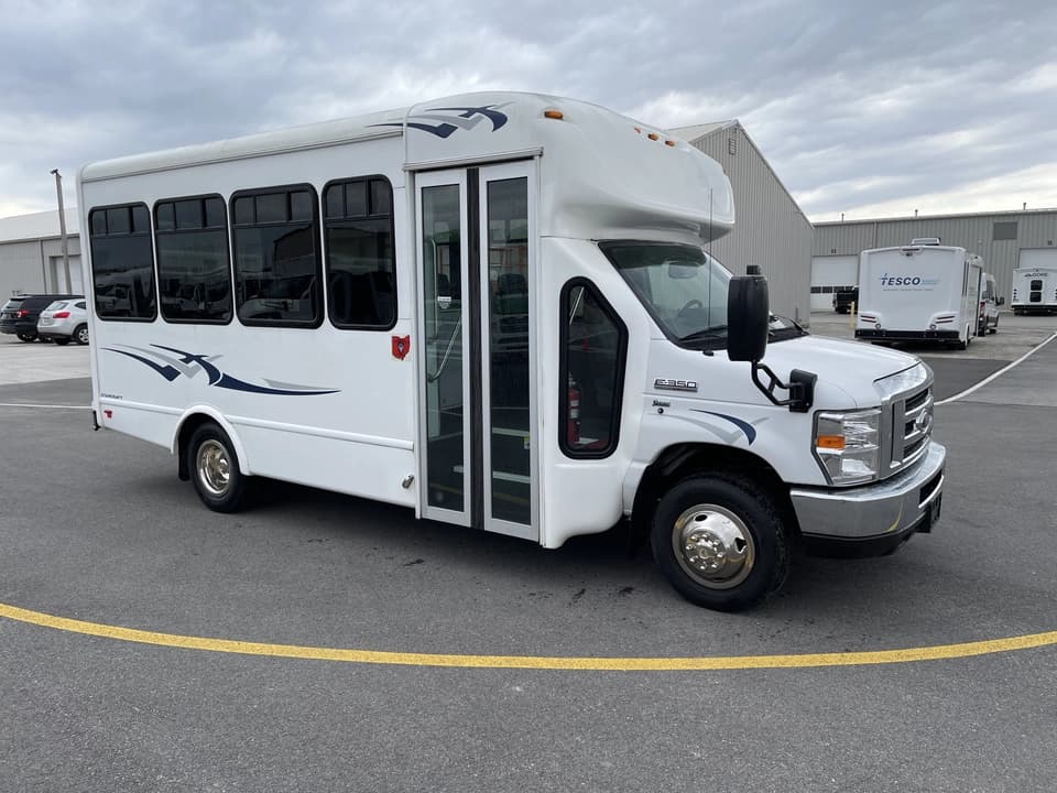 2019 Ford E350 Starcraft Shuttle Bus - Image 1
