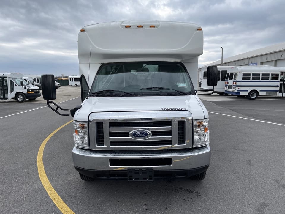 2019 Ford E350 Starcraft Shuttle Bus - Image 8
