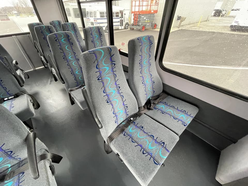 2019 Ford E350 Starcraft Shuttle Bus - Image 10