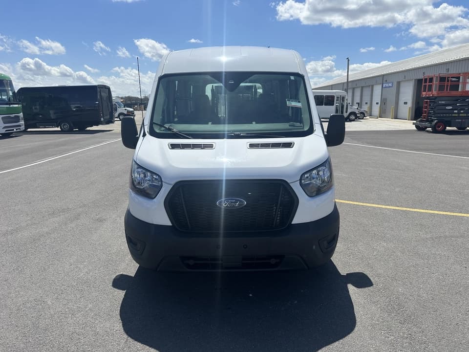 2022 Ford Transit X2C-XL Passenger Van - Image 9