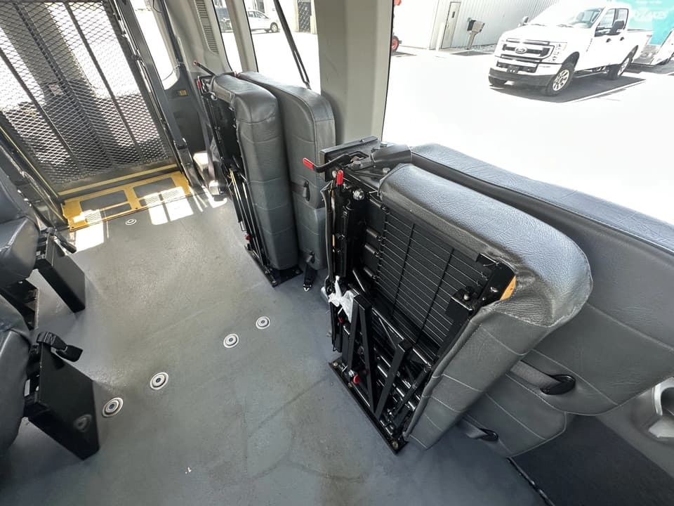 2022 Ford Transit X2C-XL Passenger Van - Image 12