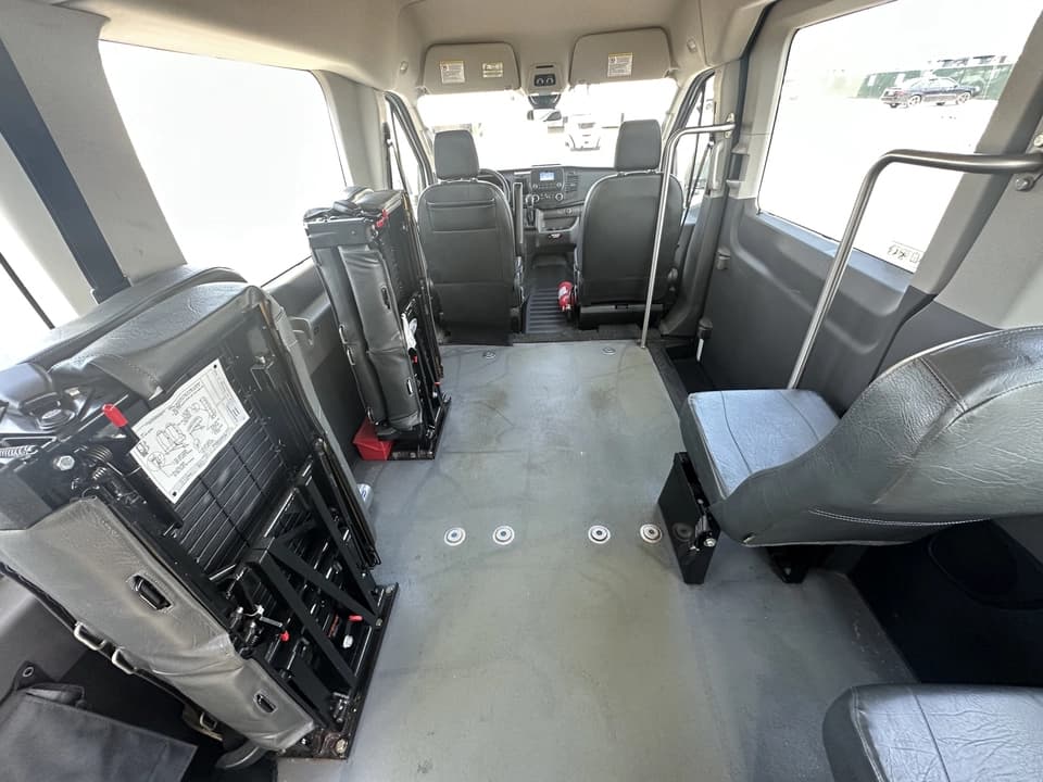 2022 Ford Transit X2C-XL Passenger Van - Image 14