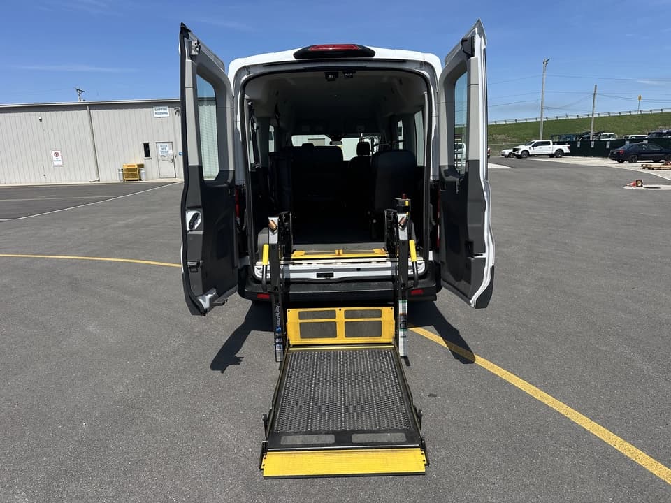 2022 Ford Transit X2C-XL Passenger Van - Image 5