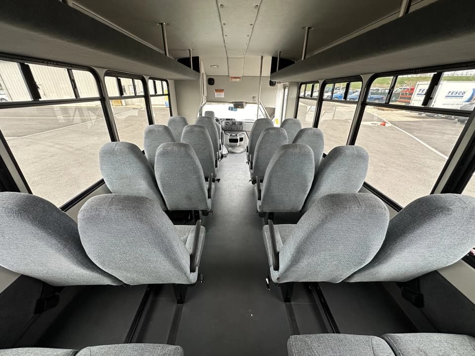 2018 Ford E450 Starcraft - Image 11
