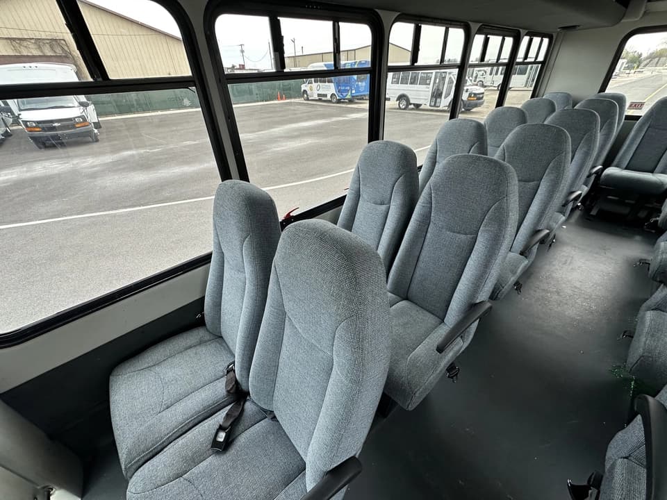 2018 Ford E450 Starcraft - Image 10