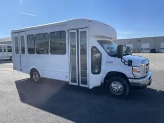 2019 Ford E350 bus