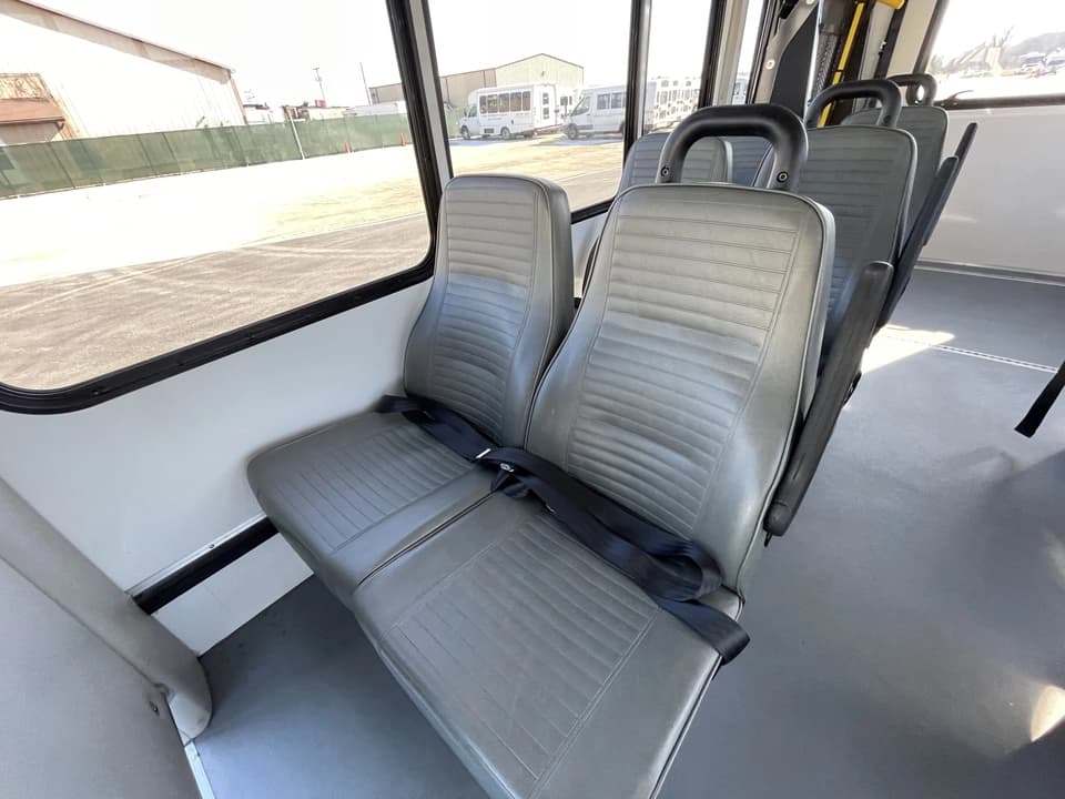 2019 Ford E350 Startrans - Image 11