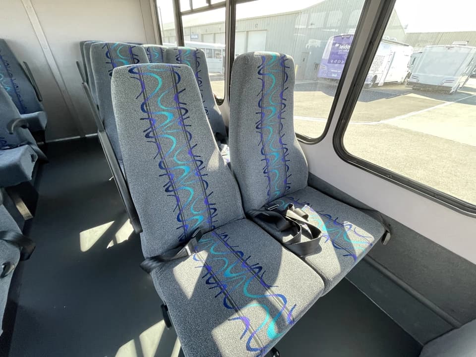 2019 Ford E350 Starcraft Shuttle Bus - Image 11
