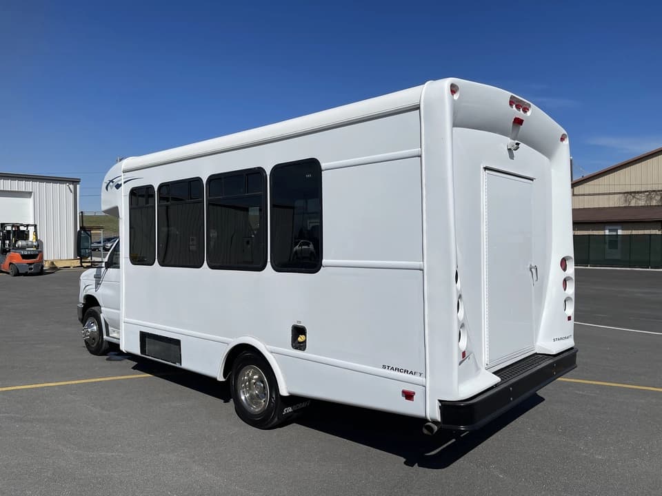 2019 Ford E350 Starcraft Shuttle Bus - Image 6