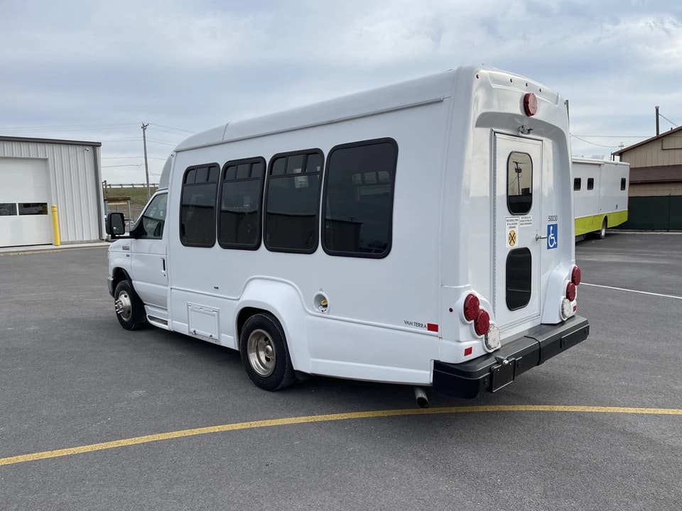 2017 Ford E350 Turtle Top Shuttle Bus - Image 6