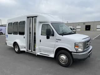 2017 Ford E350 bus
