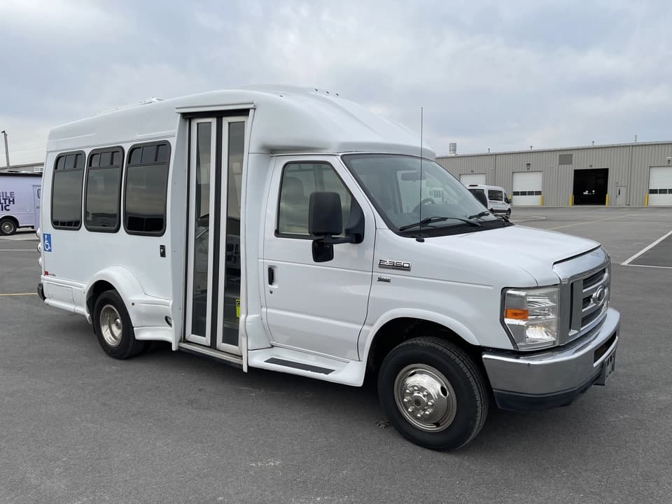 2017 Ford E350 Turtle Top Shuttle Bus - Image 1