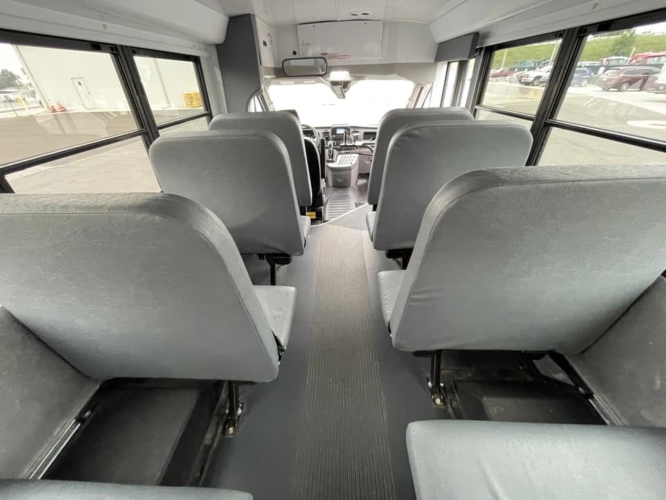 2020 Ford Transit 250 Collins - Image 11