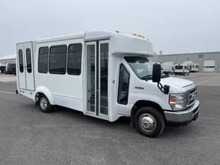 2019 Ford E350 bus