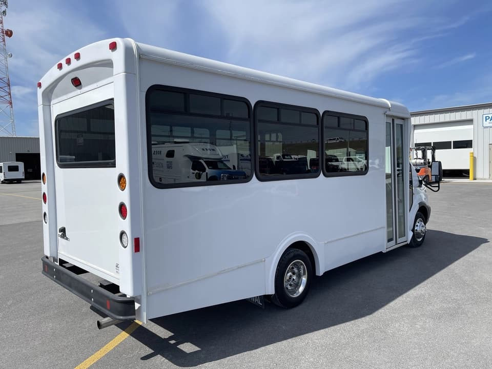 2018 Ford Transit 350 Glaval Shuttle Bus - Image 3