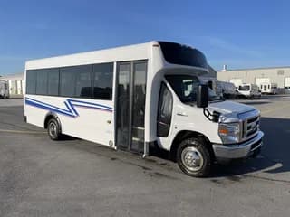 2019 Ford E450 bus