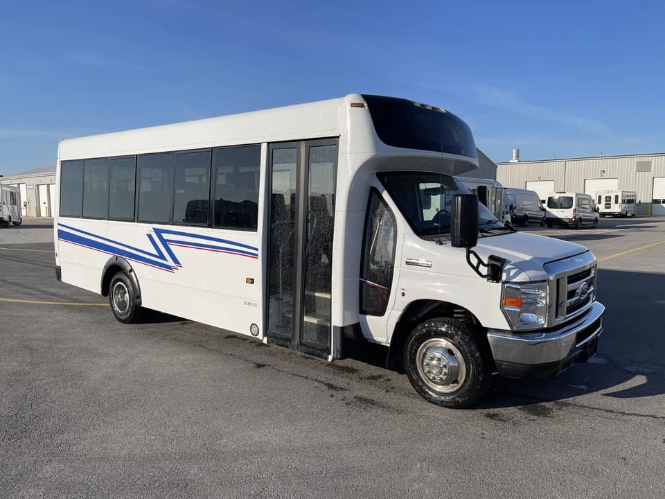 2019 Ford E450 Girardin Shuttle Bus - Image 1