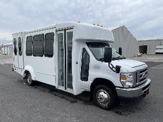 2021 Ford E350 bus