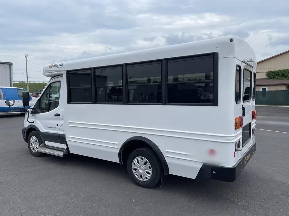 2021 Ford Transit 250 Collins - Image 3