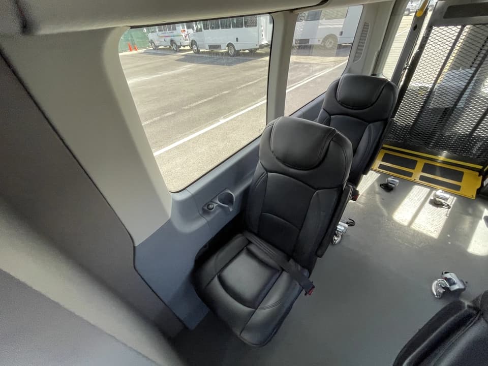 2018 Ford Transit 350 Passenger Van - Image 12
