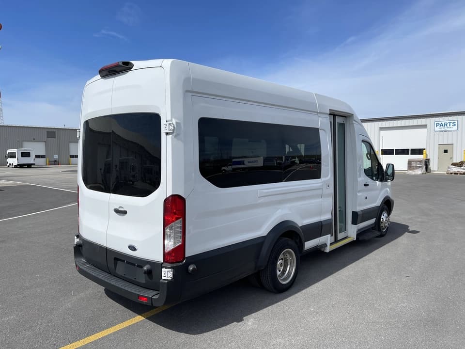 2018 Ford Transit 350 Passenger Van - Image 3