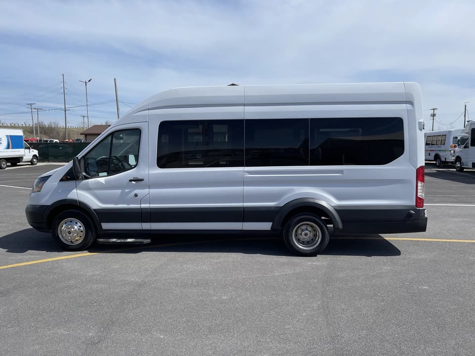 2018 Ford Transit 350 Passenger Van - Image 7