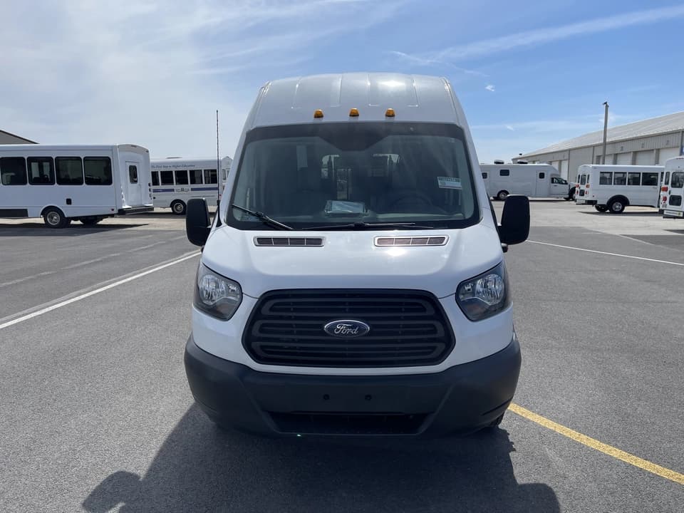 2018 Ford Transit 350 Passenger Van - Image 9