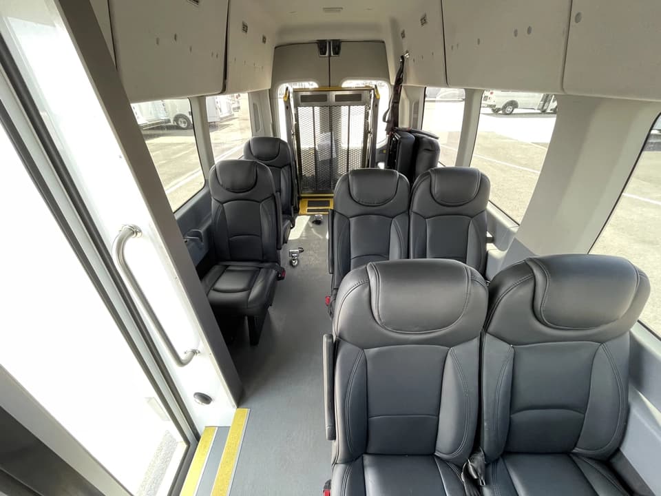 2018 Ford Transit 350 Passenger Van - Image 10