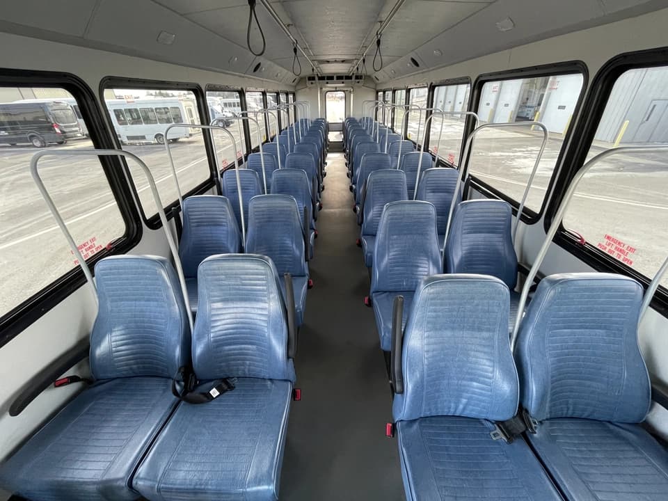 2016 Freightliner Glaval Shuttle Bus - Image 9