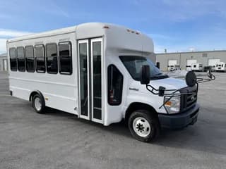 2018 Ford E450 bus