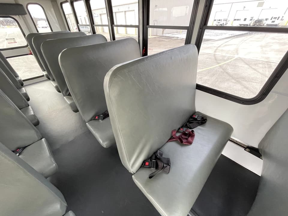 2018 Ford E450 StarTrans - Image 10