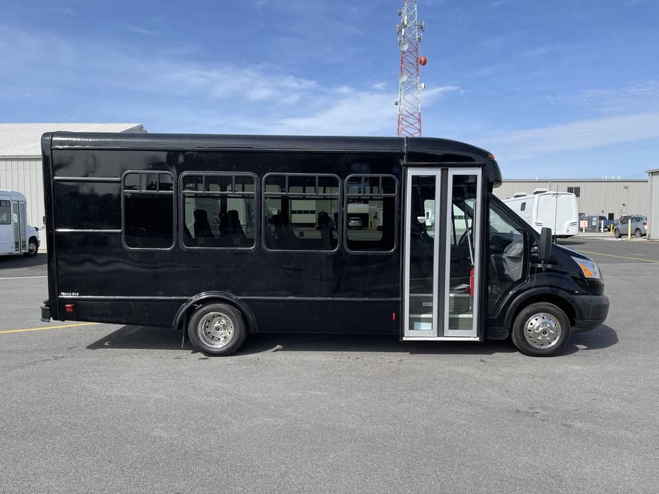 2019 Ford Transit 350 StarTrans - Image 2